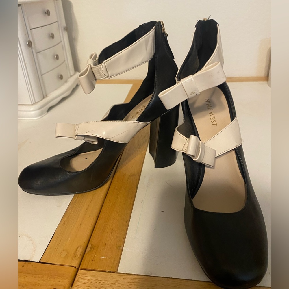 Nine West black heel
